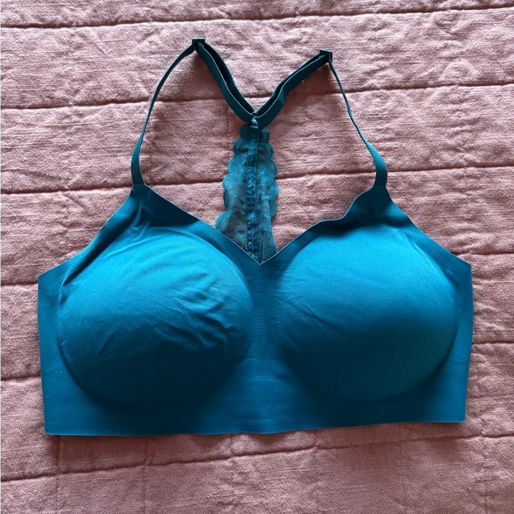 TRUE&CO BLUE RACER BACK BRALETTE
